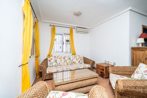 Villa en La Marina, Alicante, La Marina - € 189.000 | Ref: B6157VA - photo 18